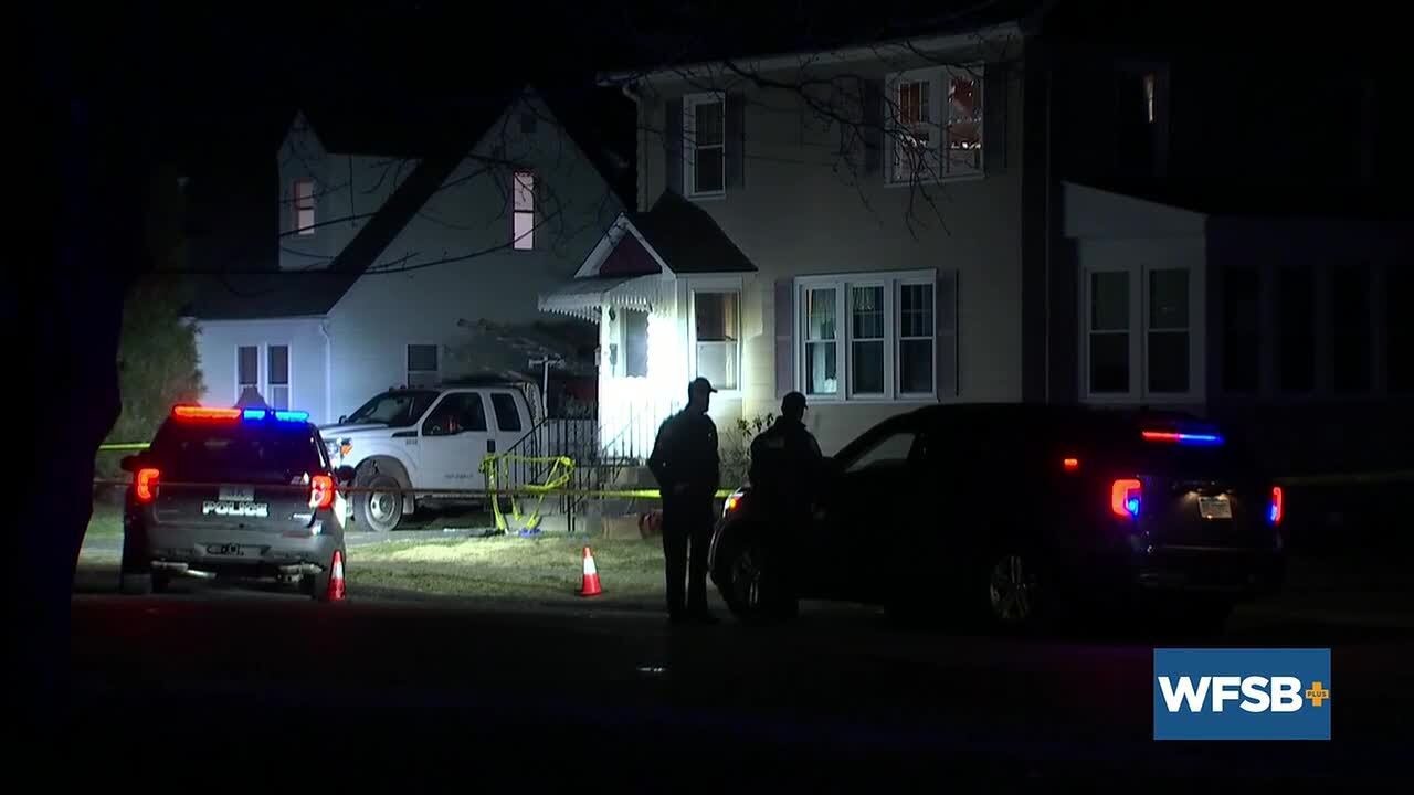 Man kills girlfriend, two children before taking his own life at Plainville home