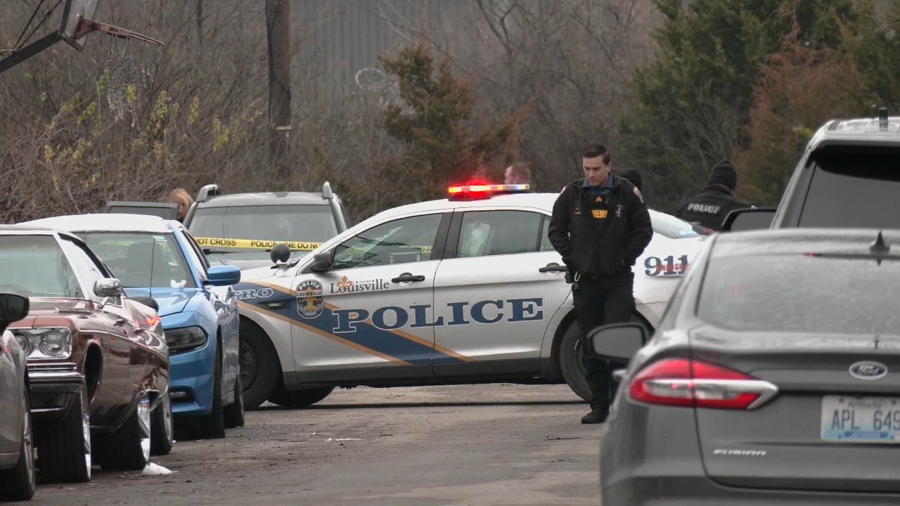 Man shot and killed in Louisville's Algonquin neighborhood, police say