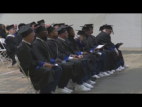 10 graduates earn college degrees while in East Moline Correctional Center
