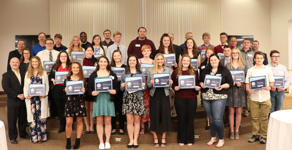 Holzer recognizes Meigs youth and others at Science Awards Banquet ...