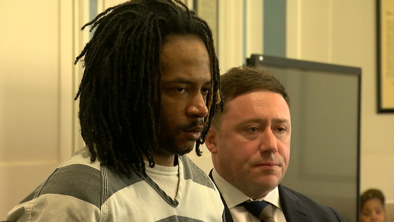 Cincinnati man pleads guilty to killing friend after arguing over Jets, Broncos