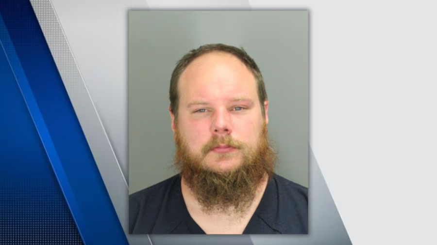 FBI Finds Missing Ohio Teen with Michigan Man at Fenton Hotel