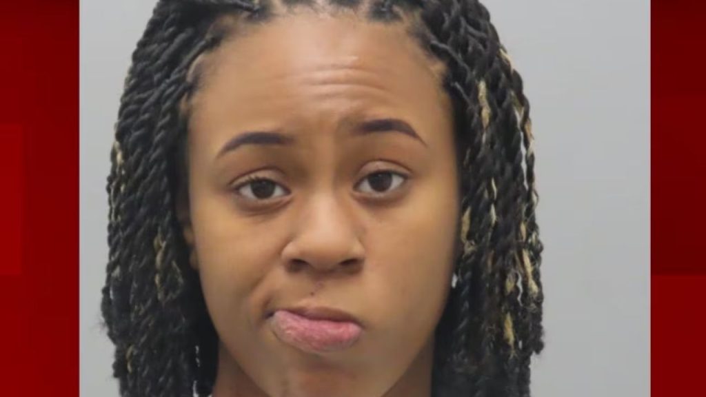 Woman charged in fatal Steak 'n Shake drive-thru shooting