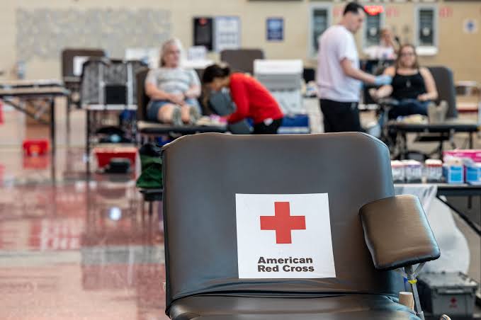 Amid nationwide blood shortage, Red Cross rewards donors with movie tickets
