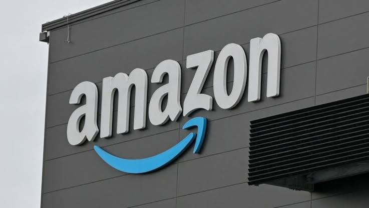 Amazon says it will hire 300,000 workers for seasonal jobs this year
